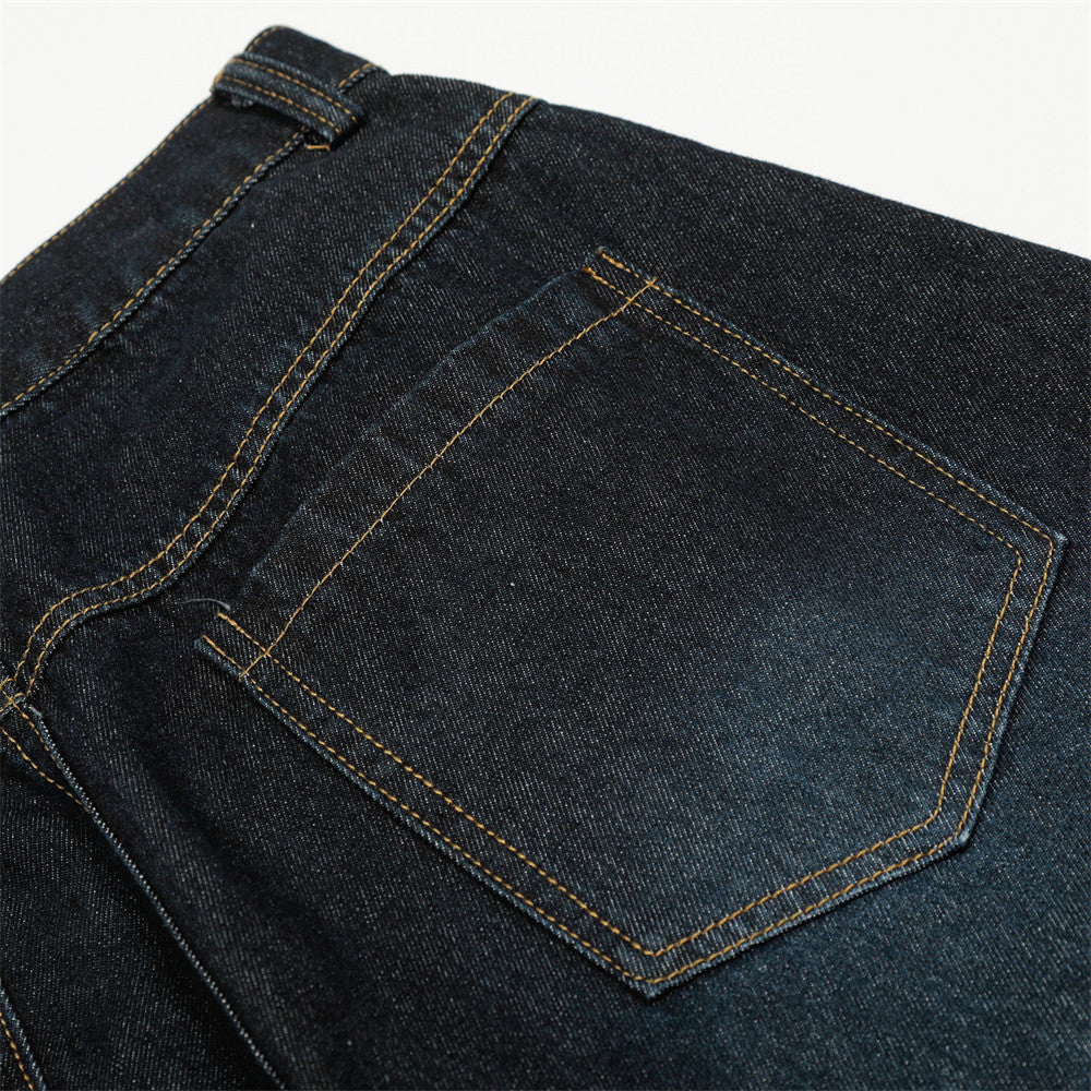 Jeans de mezclilla con navaja de ajuste relajado y estilo urbano para hombre