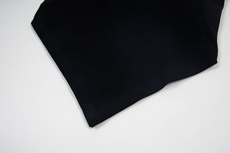 Camiseta sin mangas de camuflaje con tachuelas metálicas
