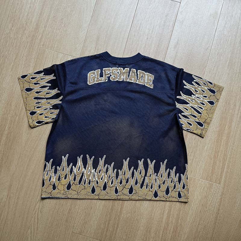 Camiseta de malla oversized con llamas