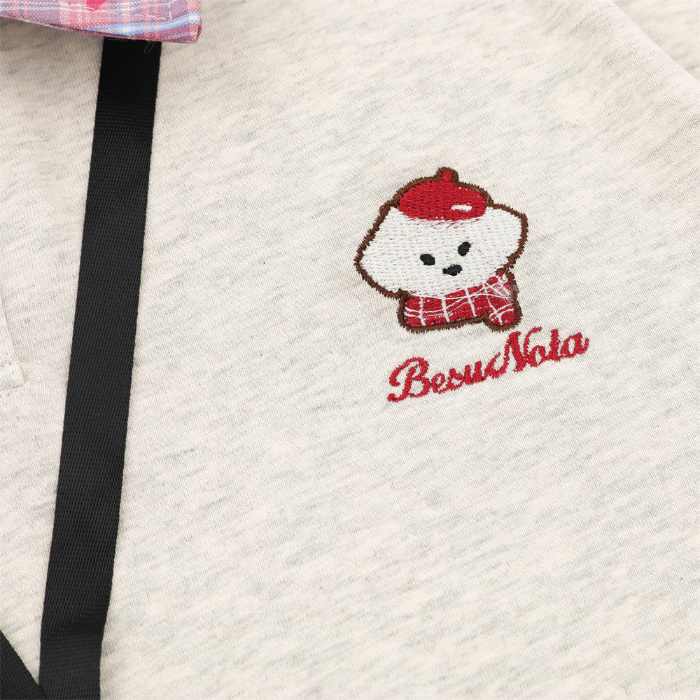 Polo de manga corta con estampado gráfico y efecto superpuesto