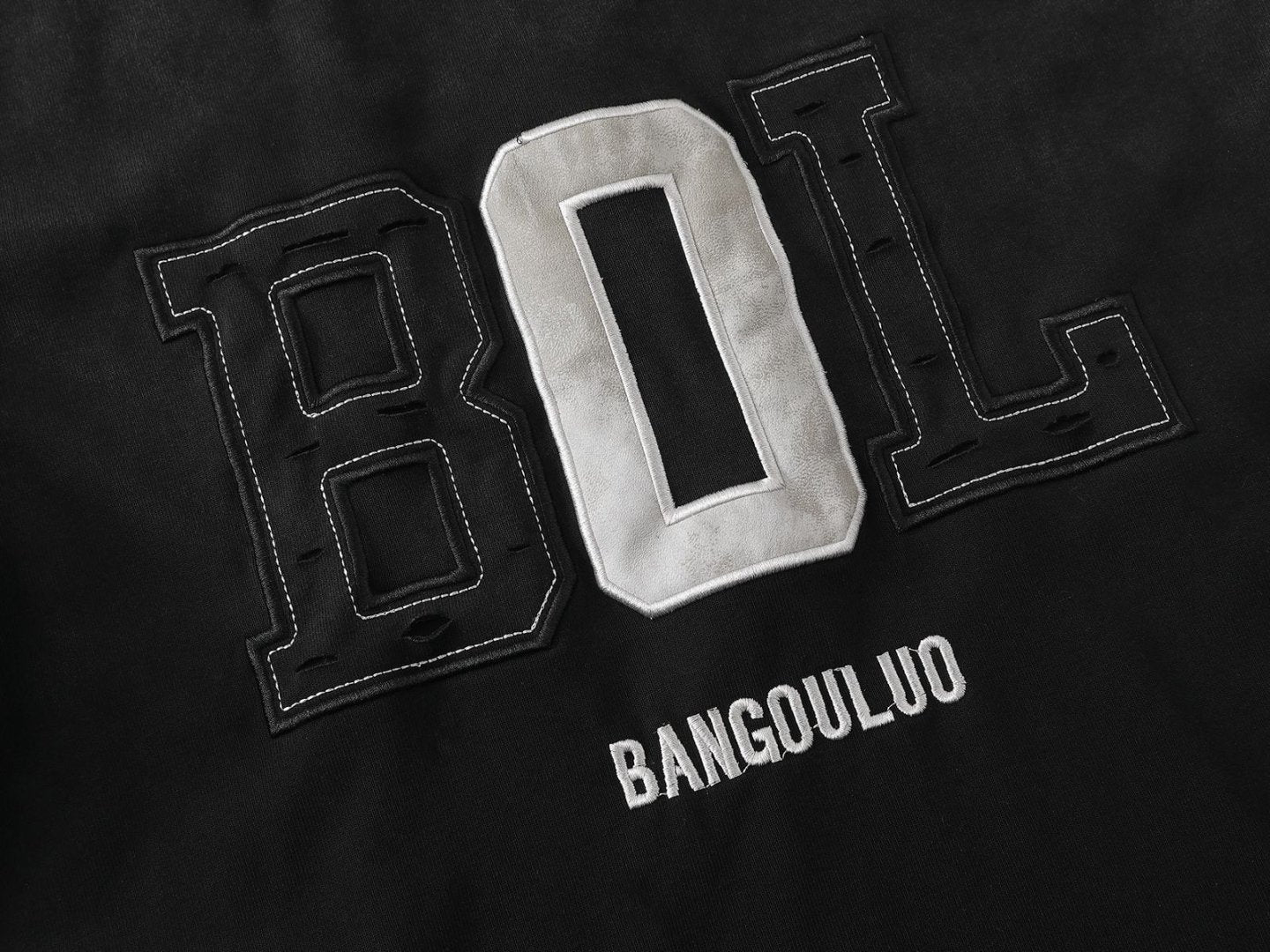 Camiseta Gráfica con Degradado Llamativo