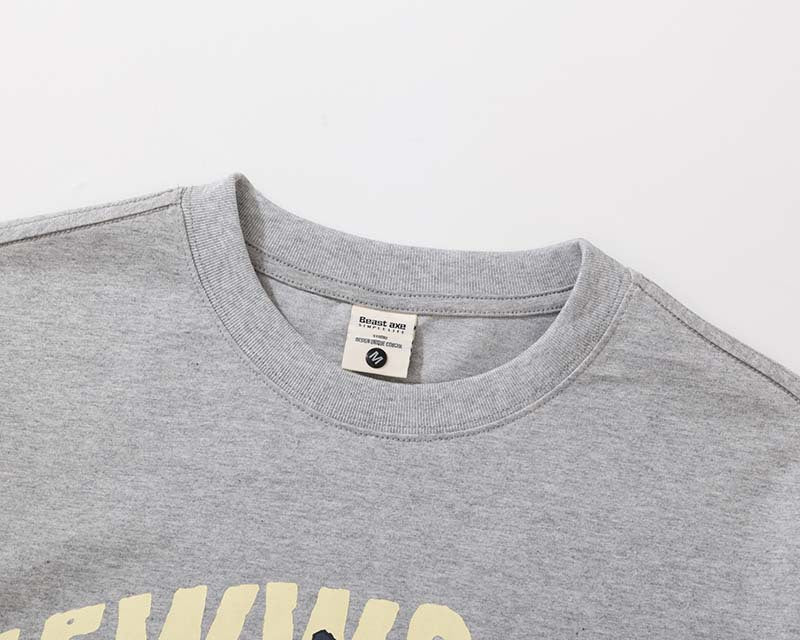 Camiseta con cuello redondo y gráfico de estrellas