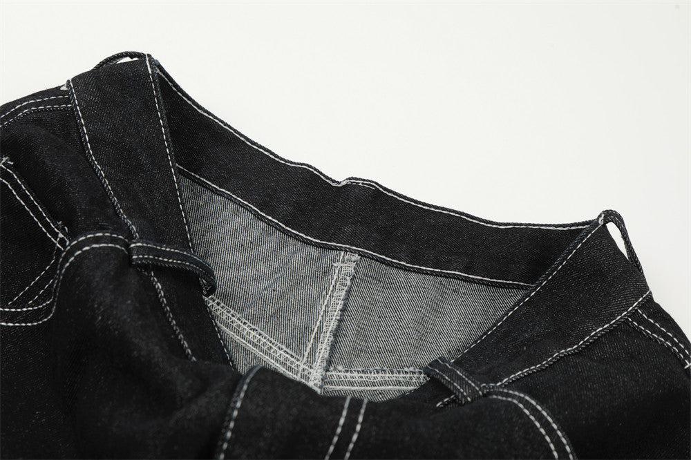Pantalón corto vaquero de pernera ancha con estrellas bordadas