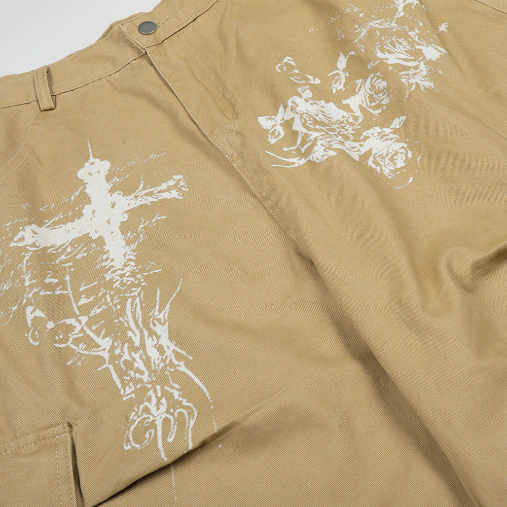 Pantalones cortos tipo cargo de corte holgado con gráficos desgastados