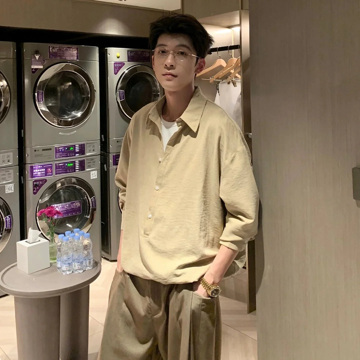 beige