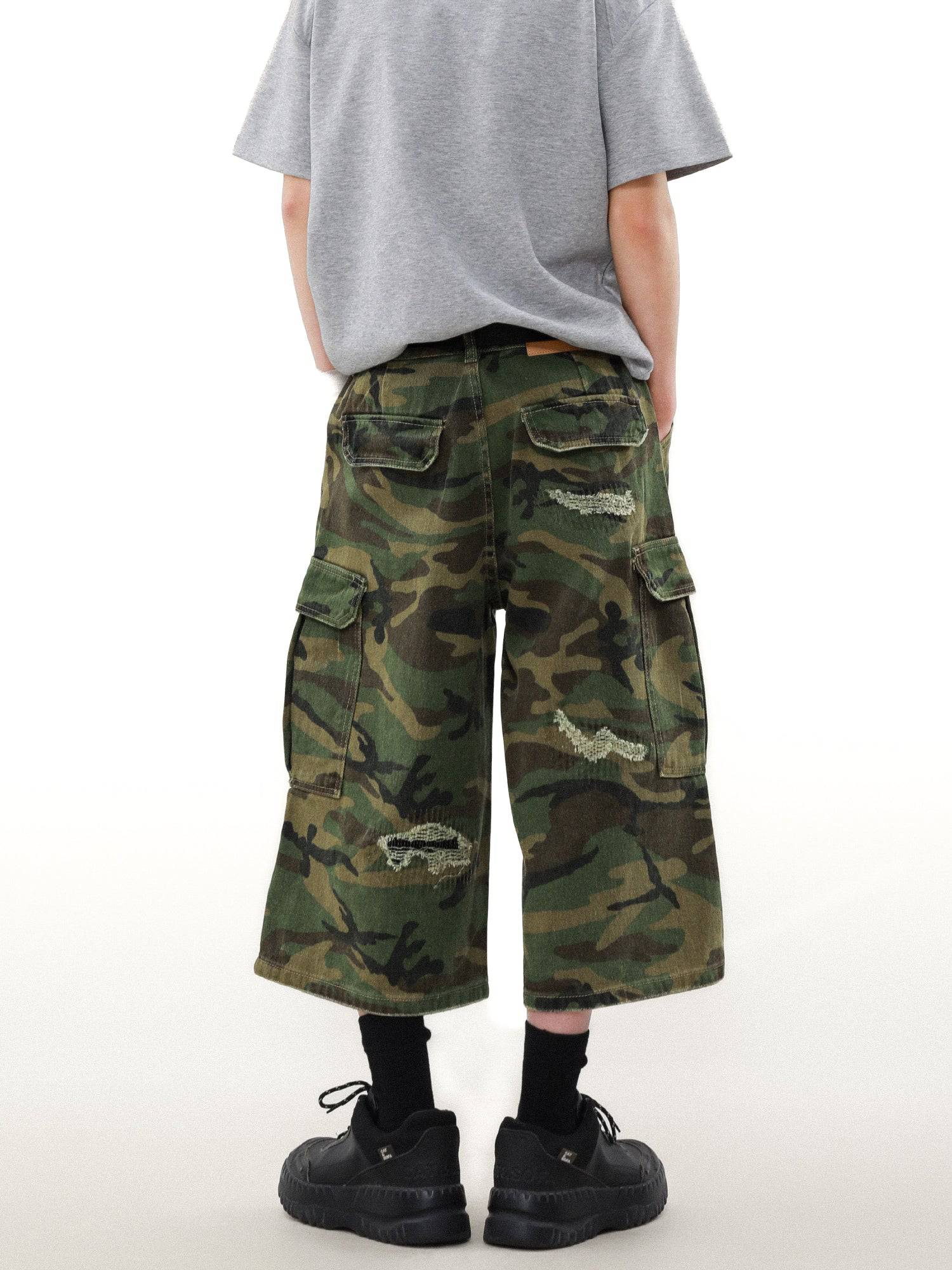 Cargo Camouflage Jorts