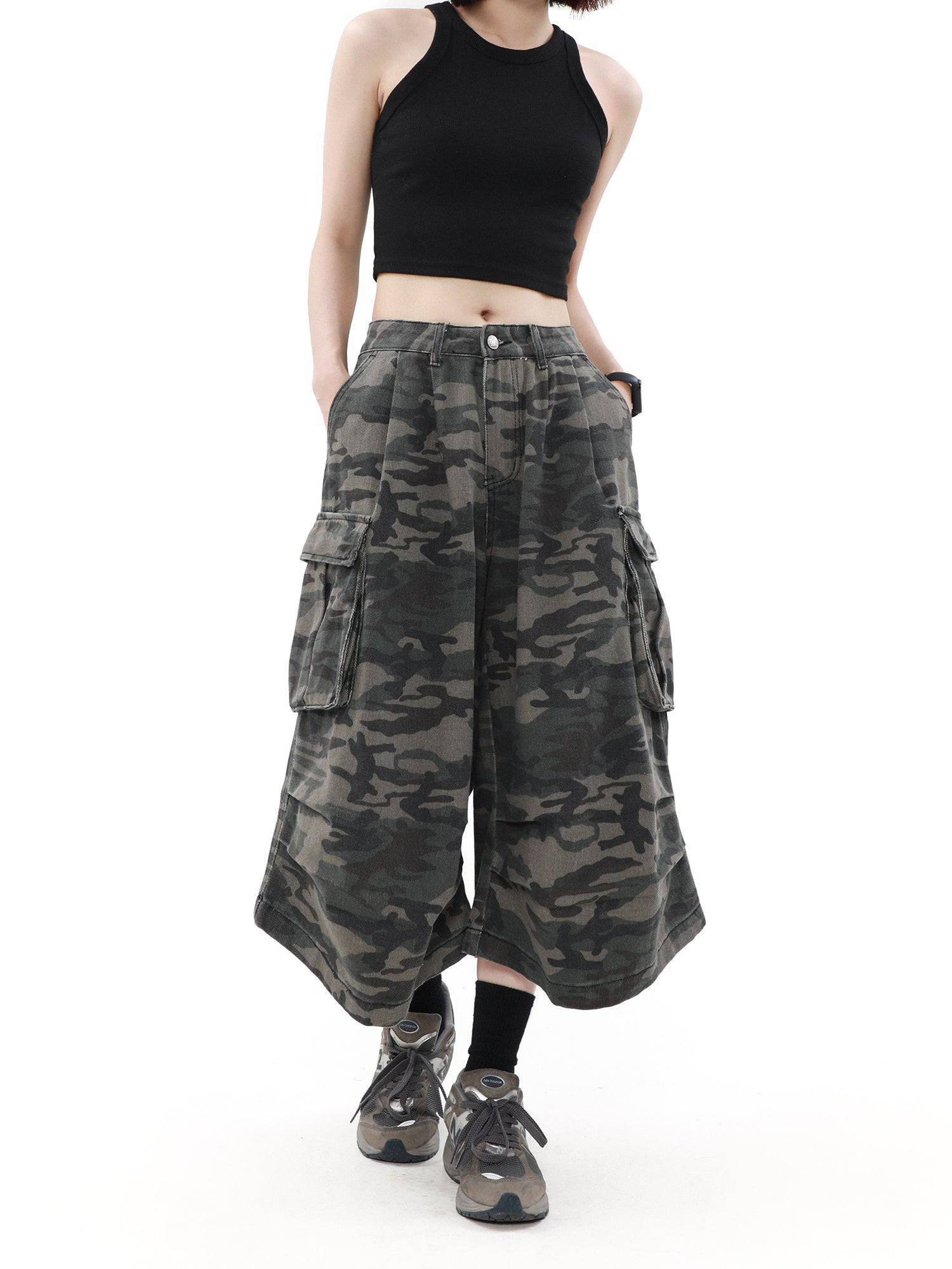 Baggy Cargo Camouflage Jorts