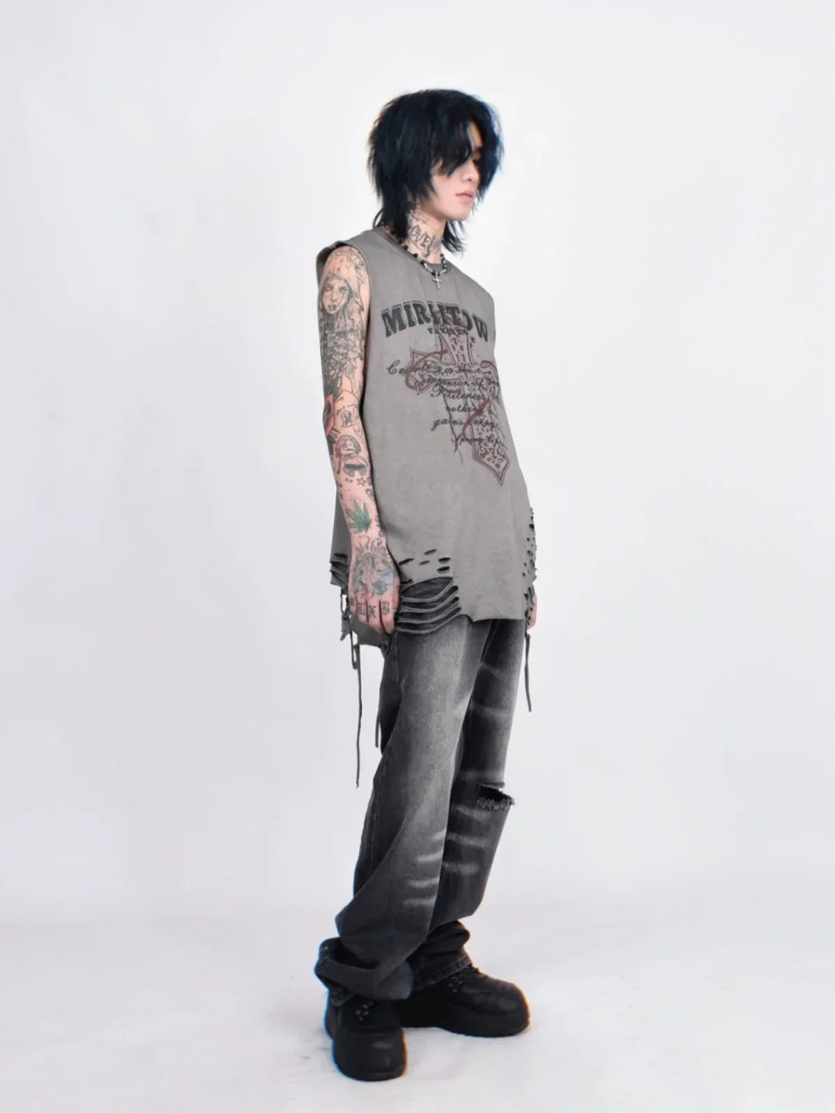 Damage Oversized Sleeveless Shirt