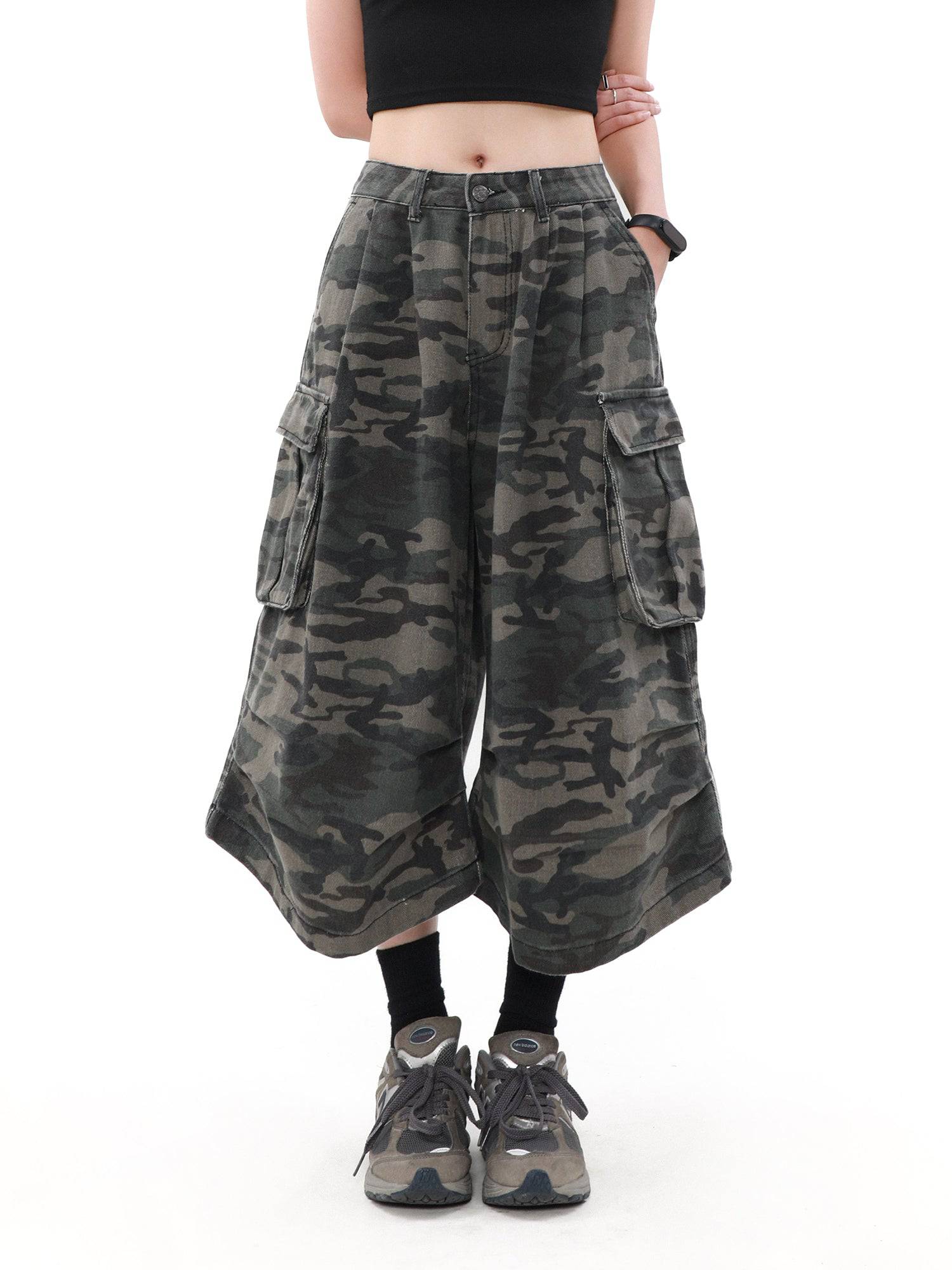Baggy Cargo Camouflage Jorts