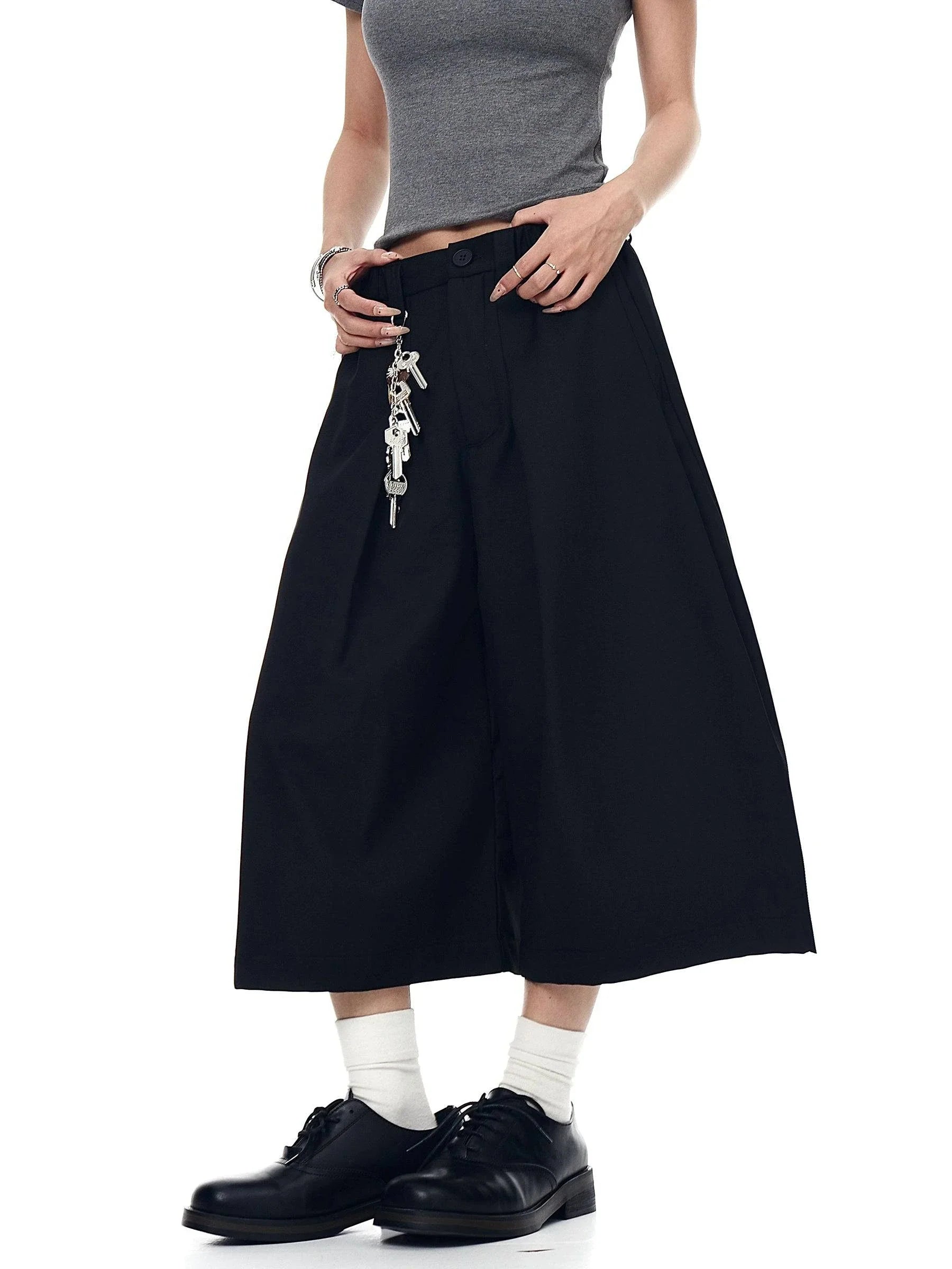Pleated Wide-Leg Ruffian Jorts