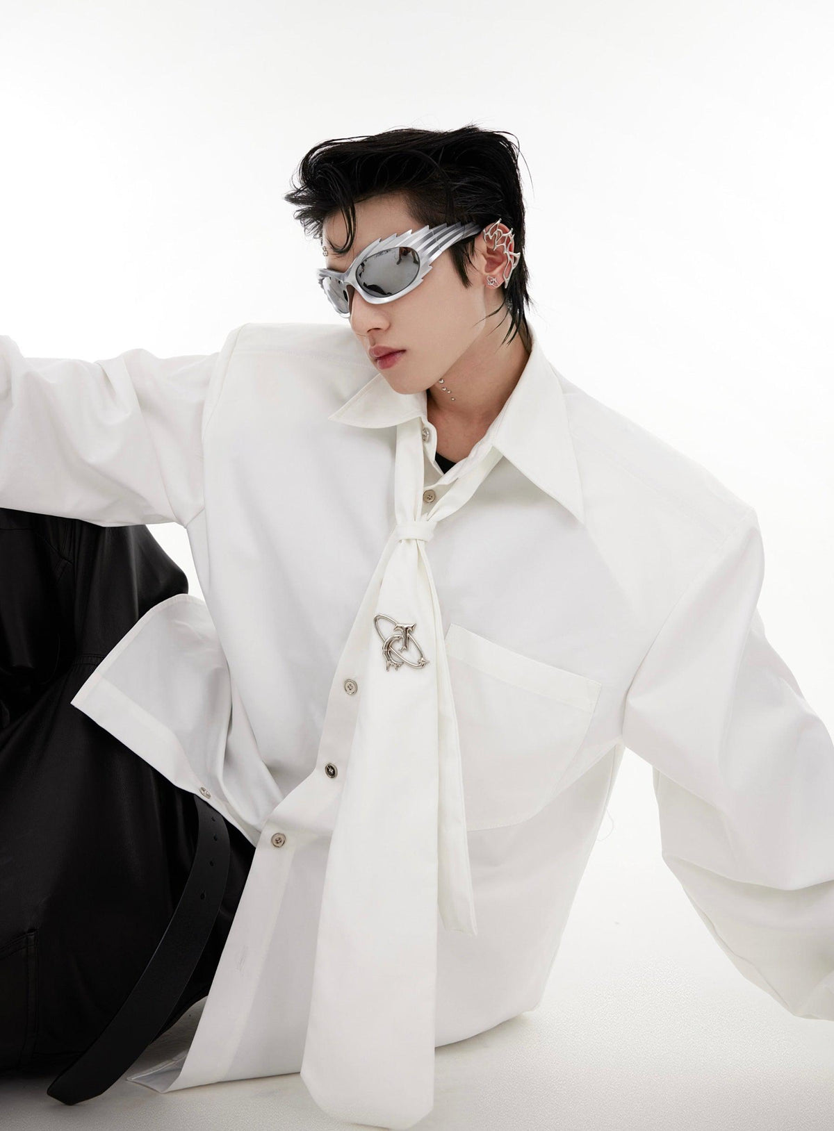Oversized Shoulder-Pad Metal Botton Shirt with Necktie