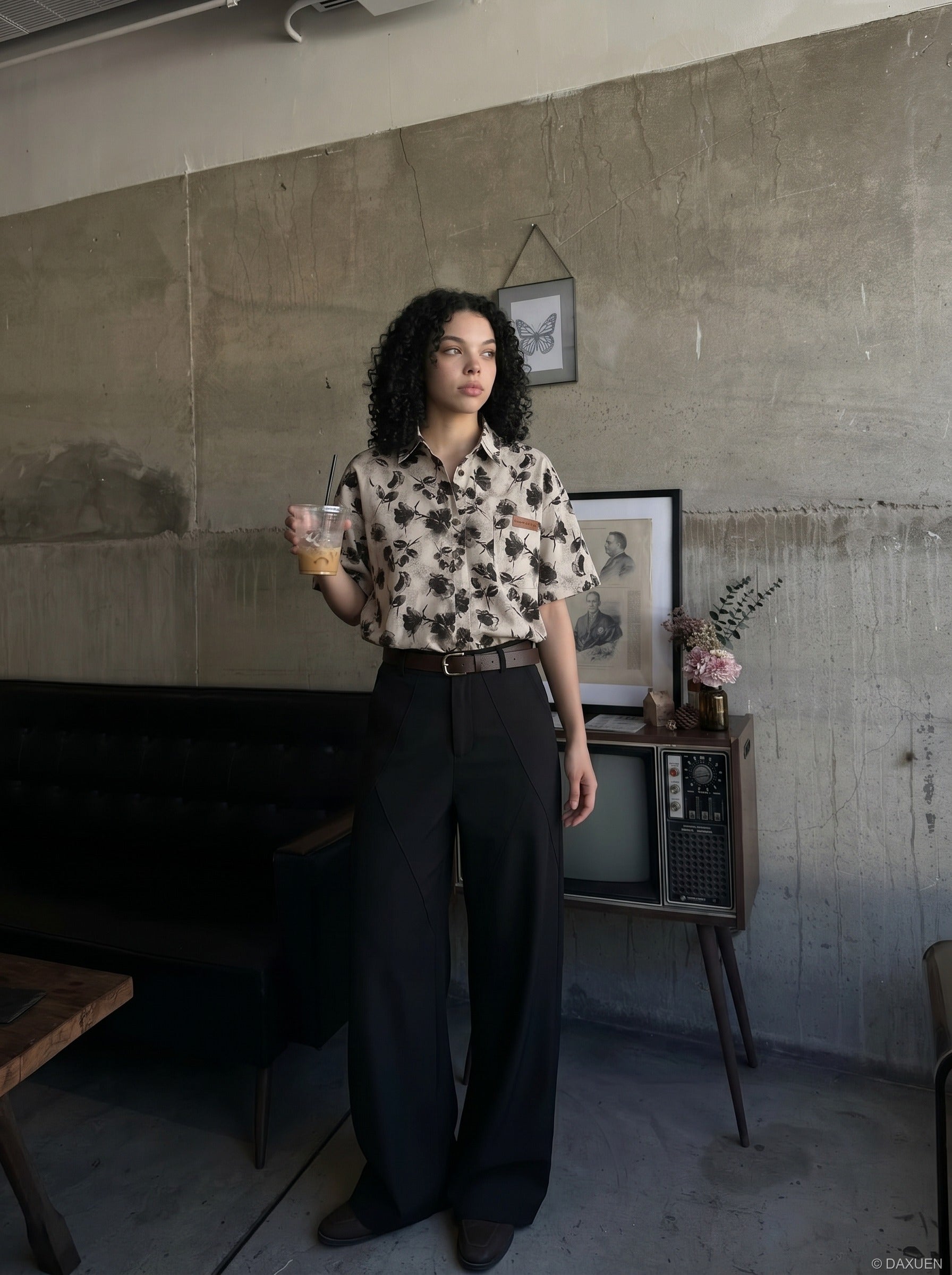 Abstract Floral Print Short-Sleeve Shirt