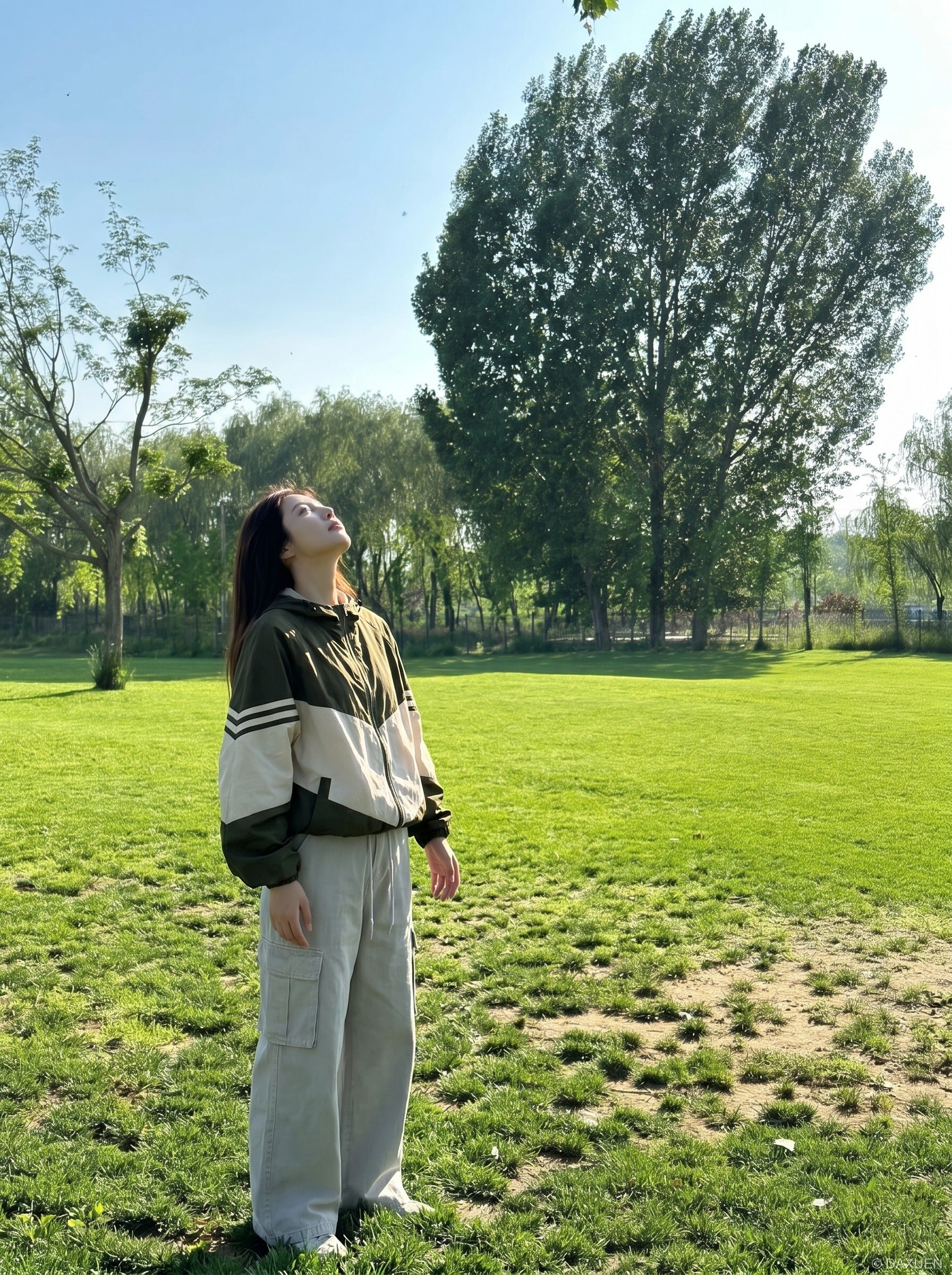 Baggy Wide-Leg Cargo Pants