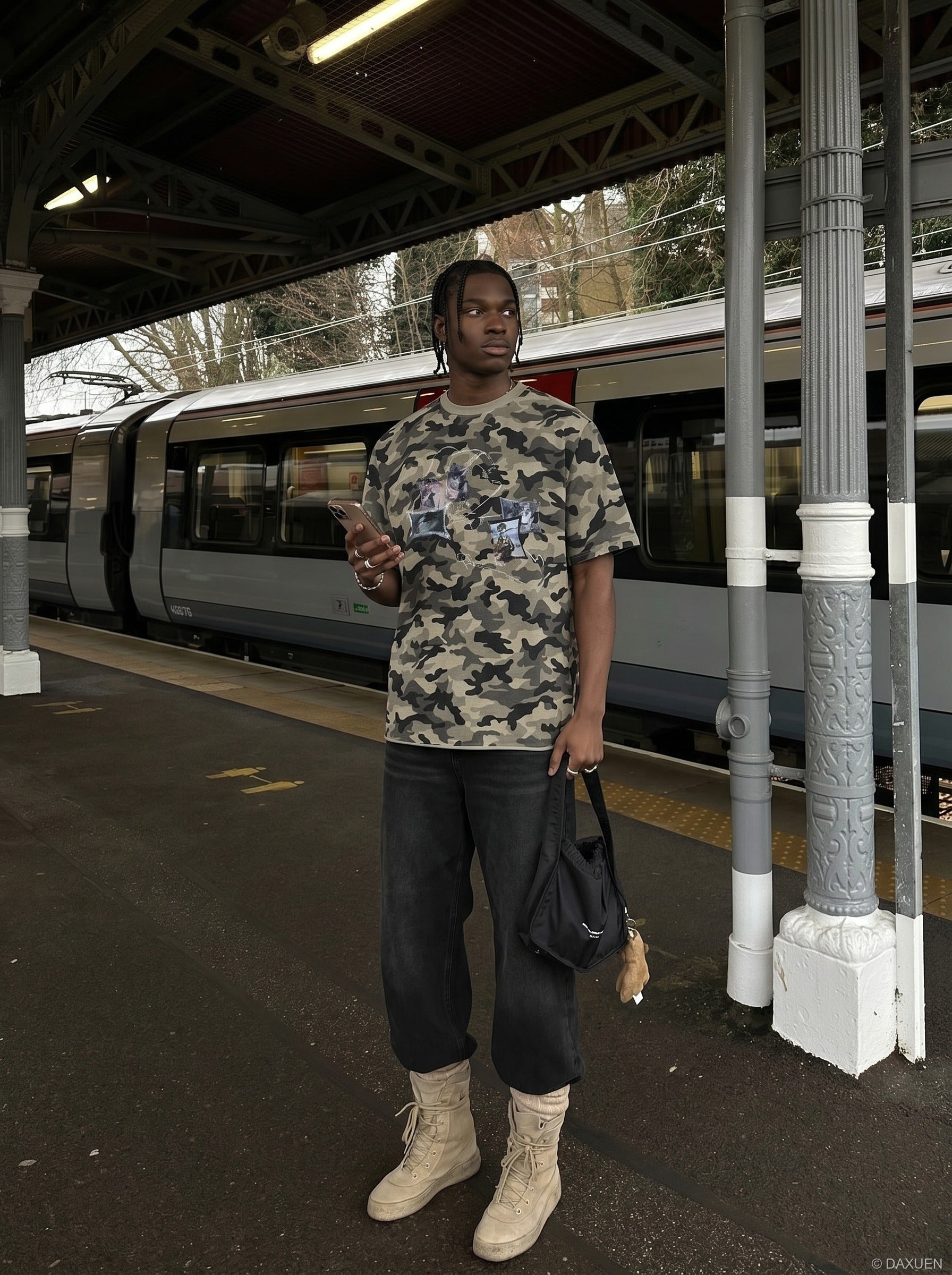 Camiseta estampada de camuflaje