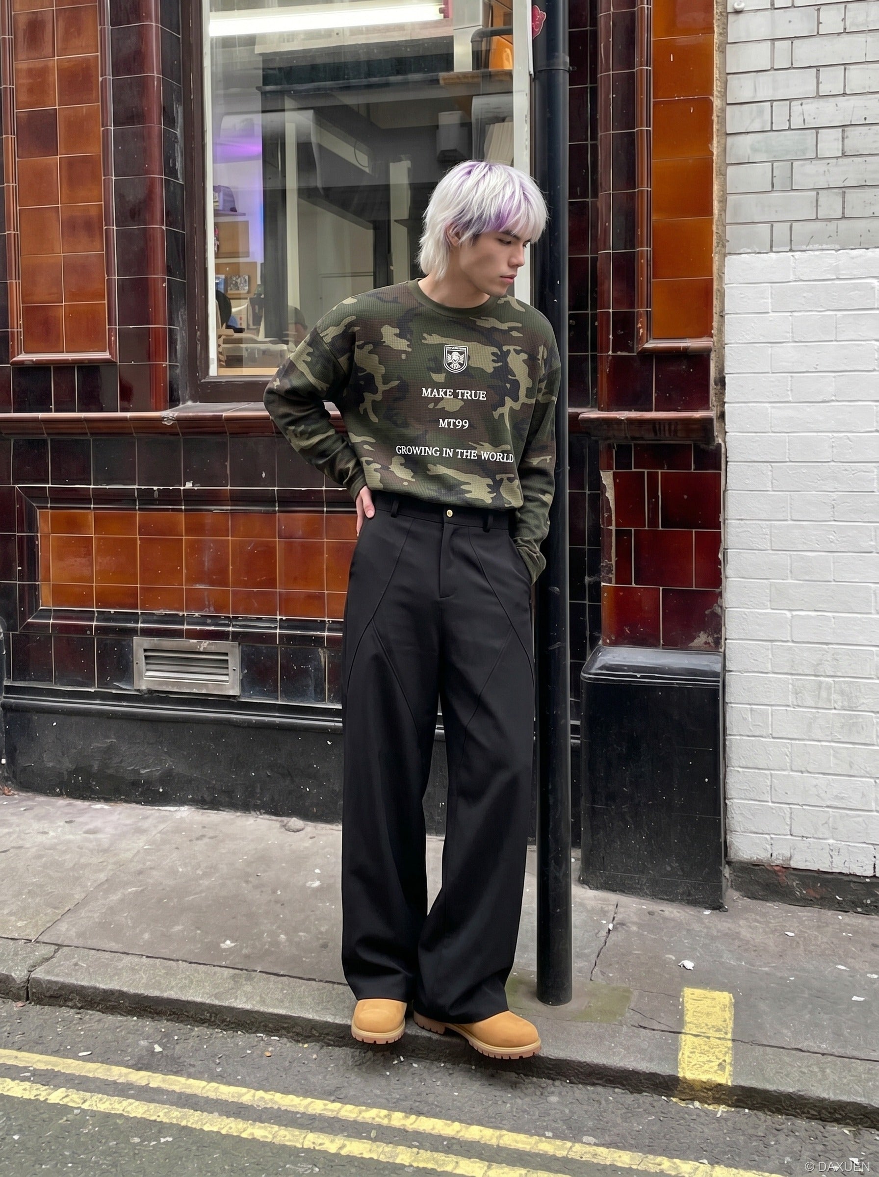 Blusa de manga larga de punto de gofre con estampado de camuflaje