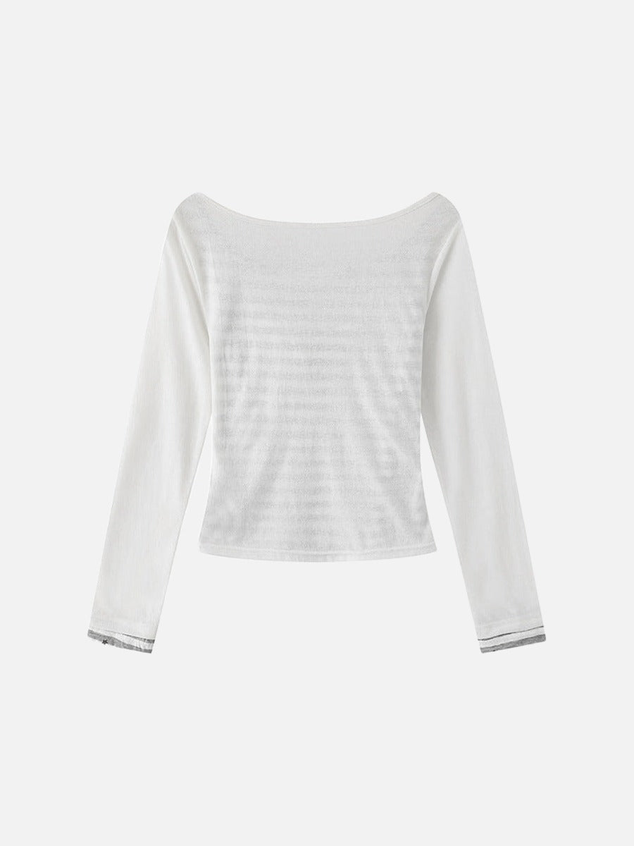 Top de manga larga con cuello desbocado y capas