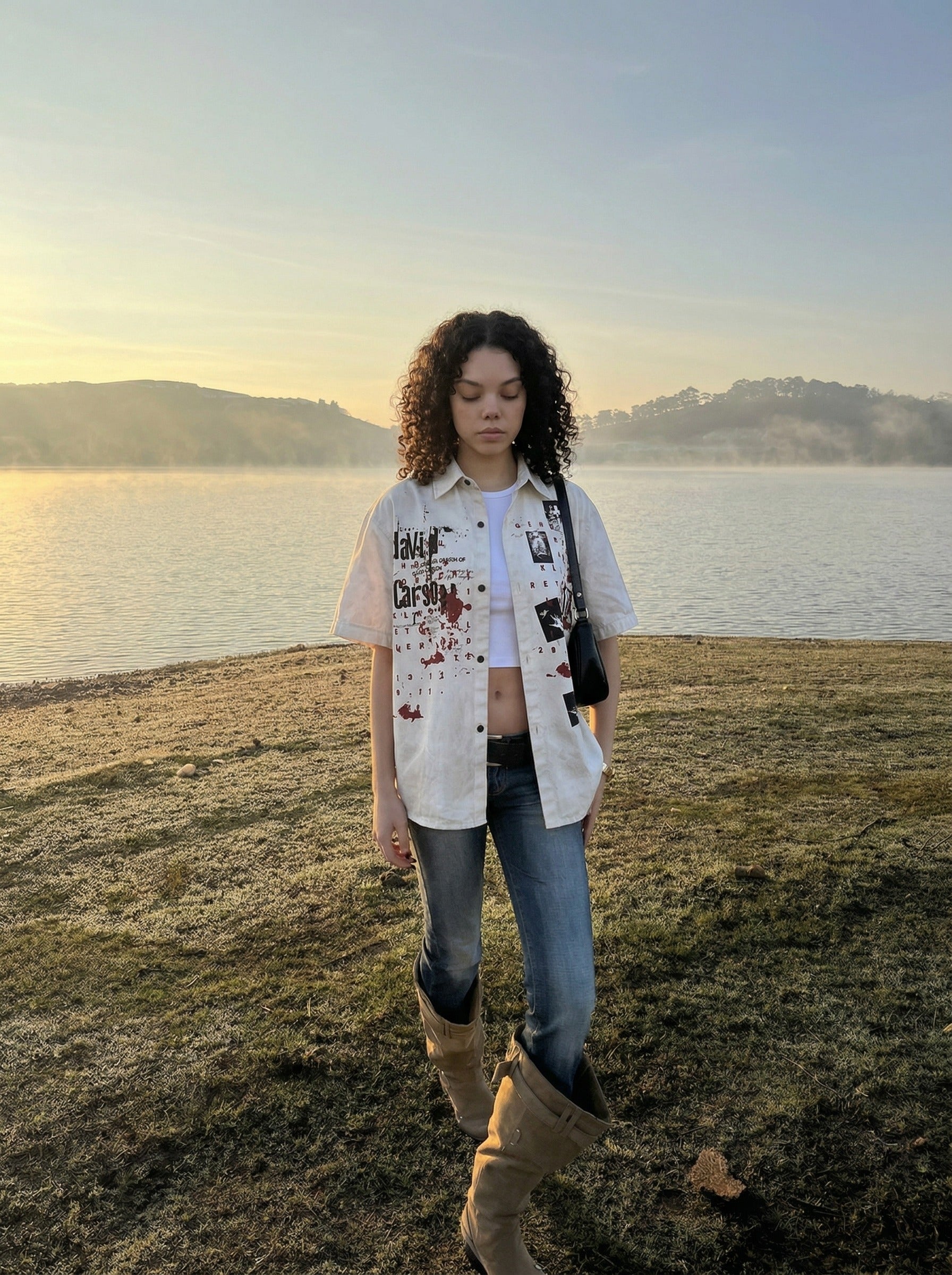 Camisa abotonada con estampado gráfico de estilo grunge desgastado