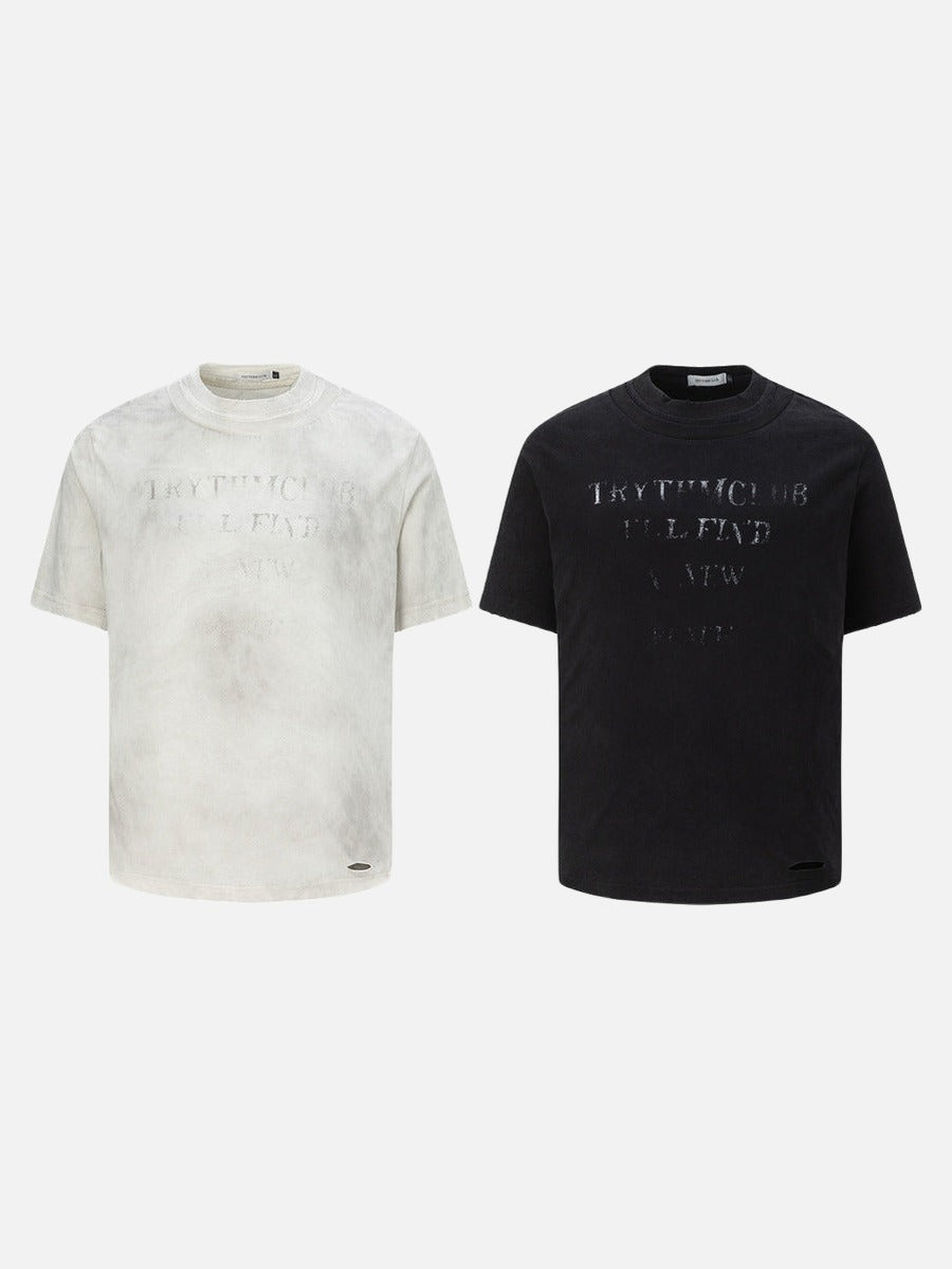 Camiseta estampada con texto descolorido