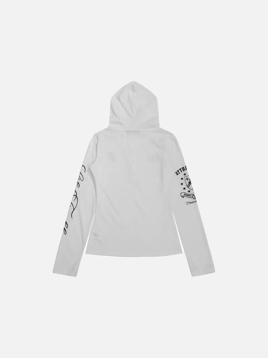 Camiseta con capucha de manga larga ajustada