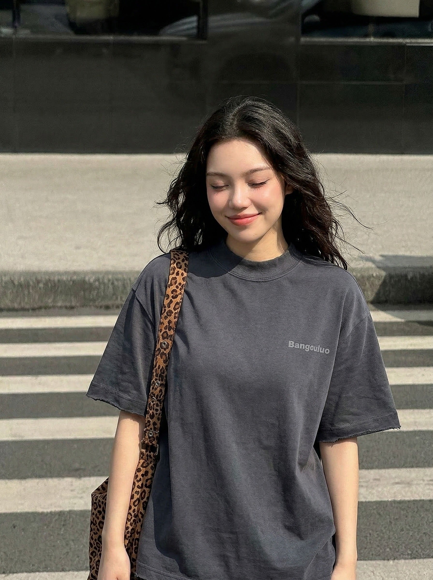 Camiseta extragrande con gráfico degradado