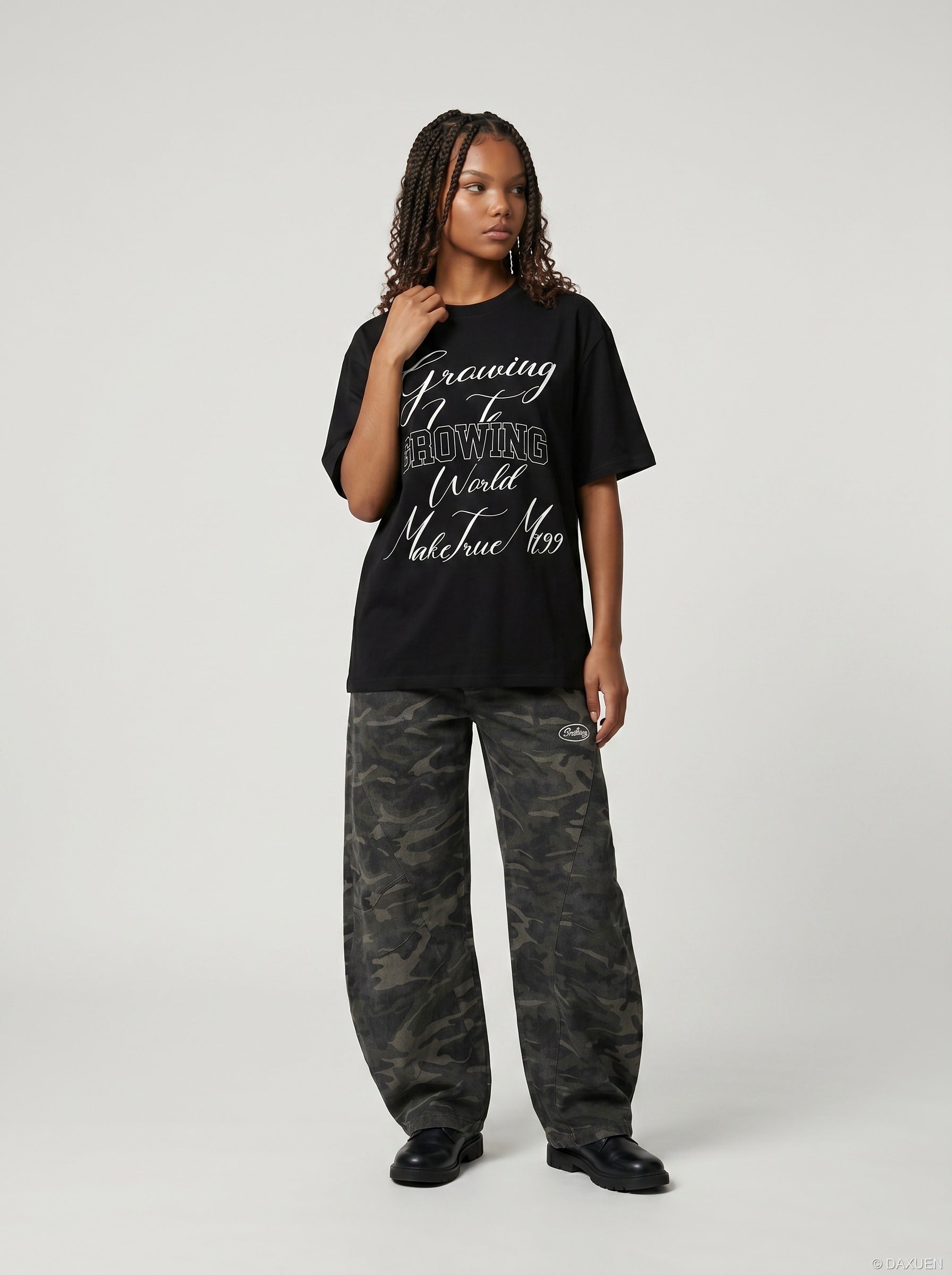 Camiseta Gráfica Growing Script