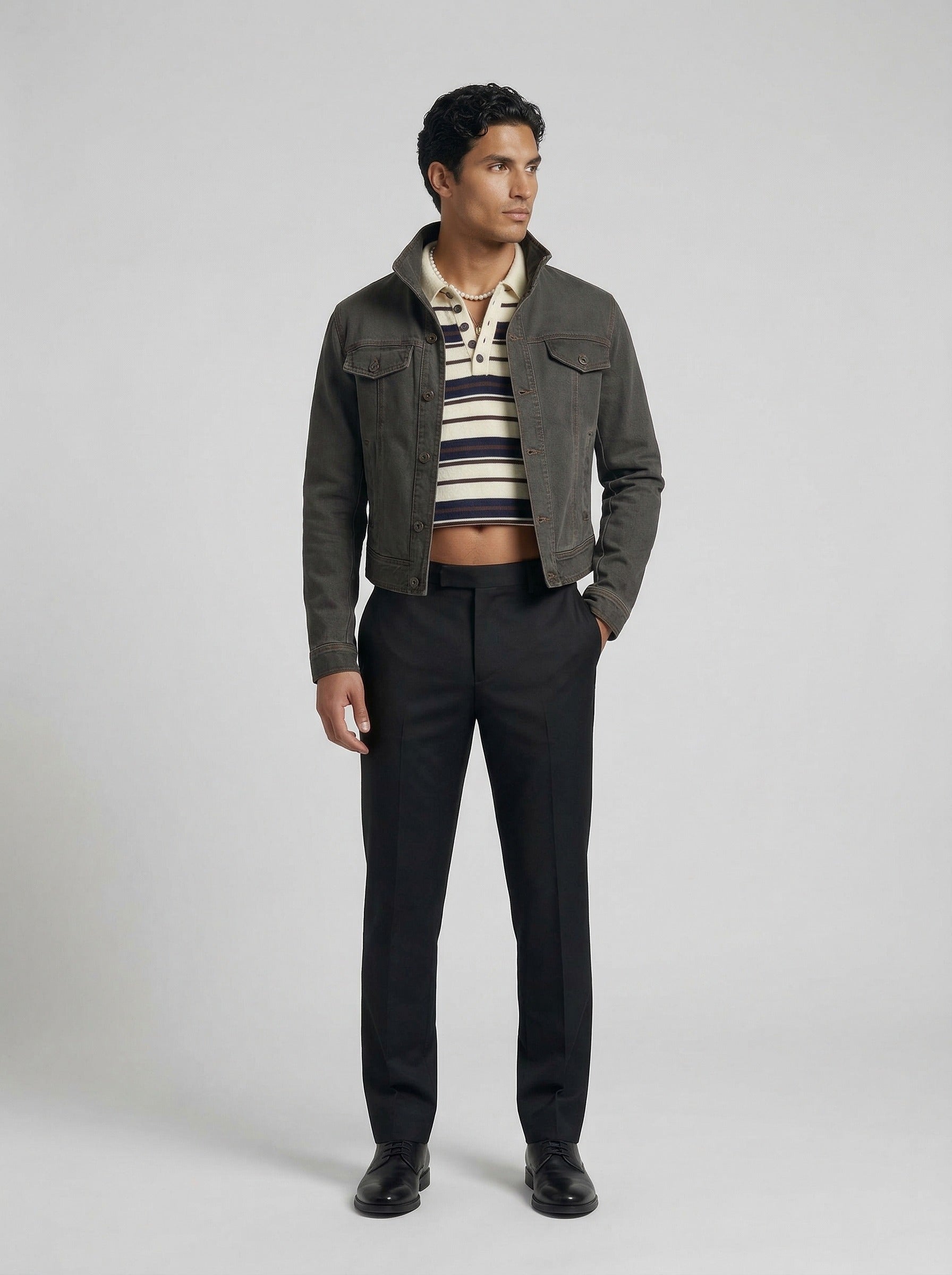 Chaqueta corta estilo retro