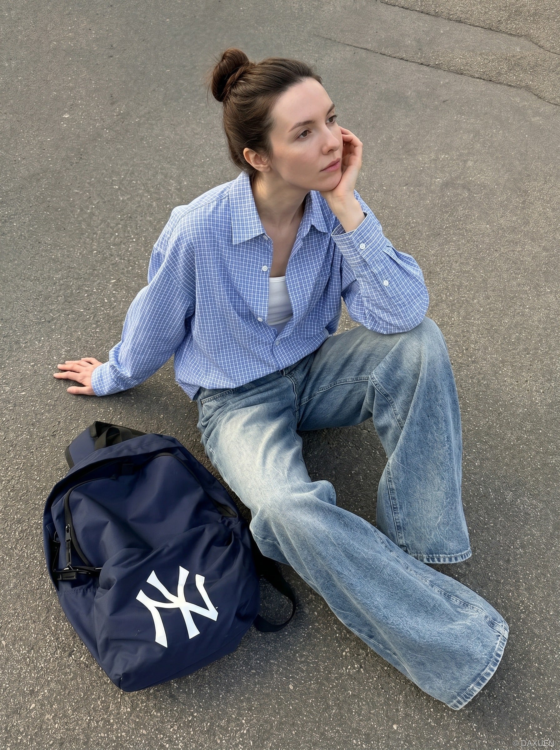 Retro Wide-Leg Distressed Denim Jeans
