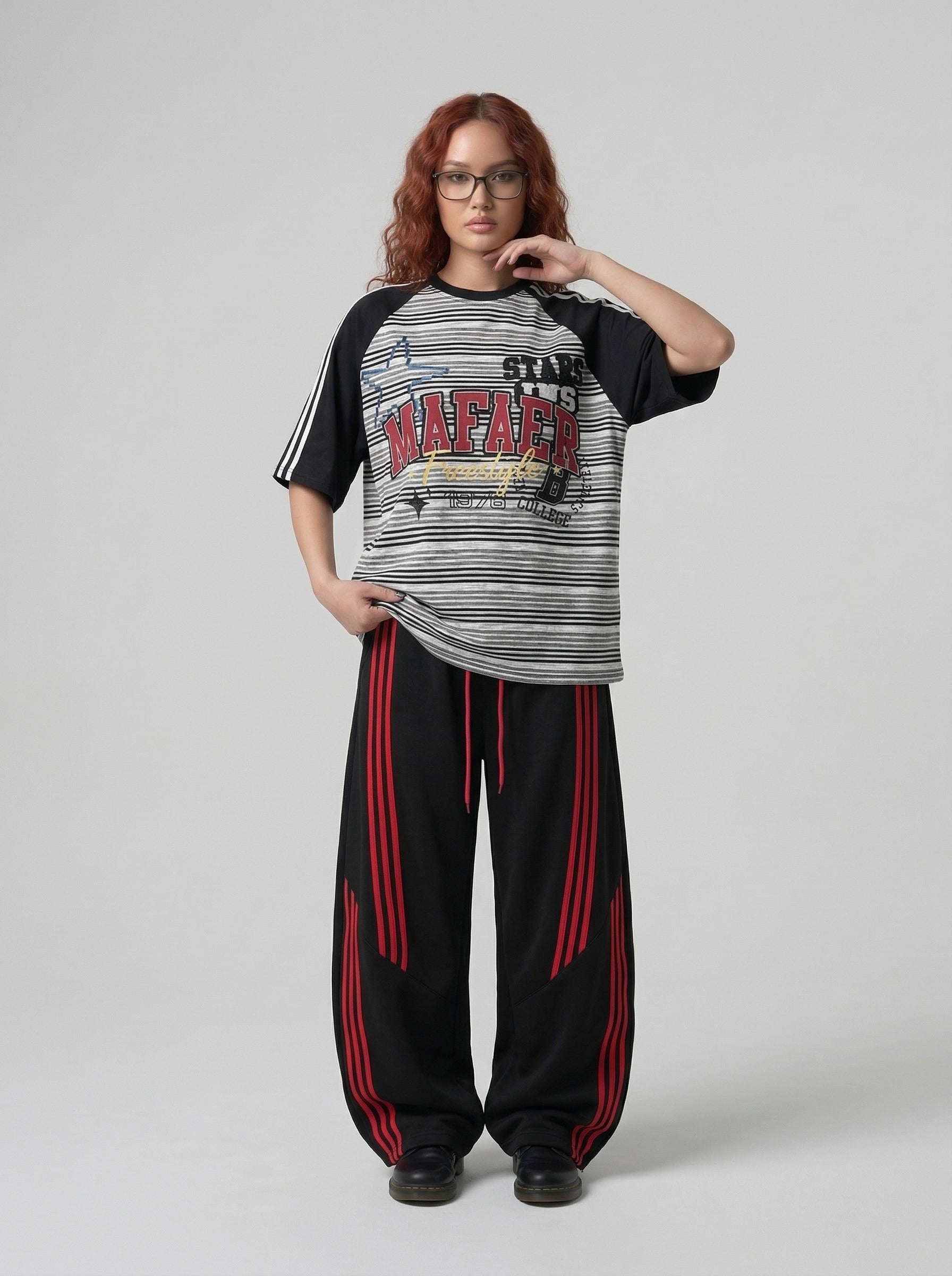 Camiseta extragrande con estrellas y barras