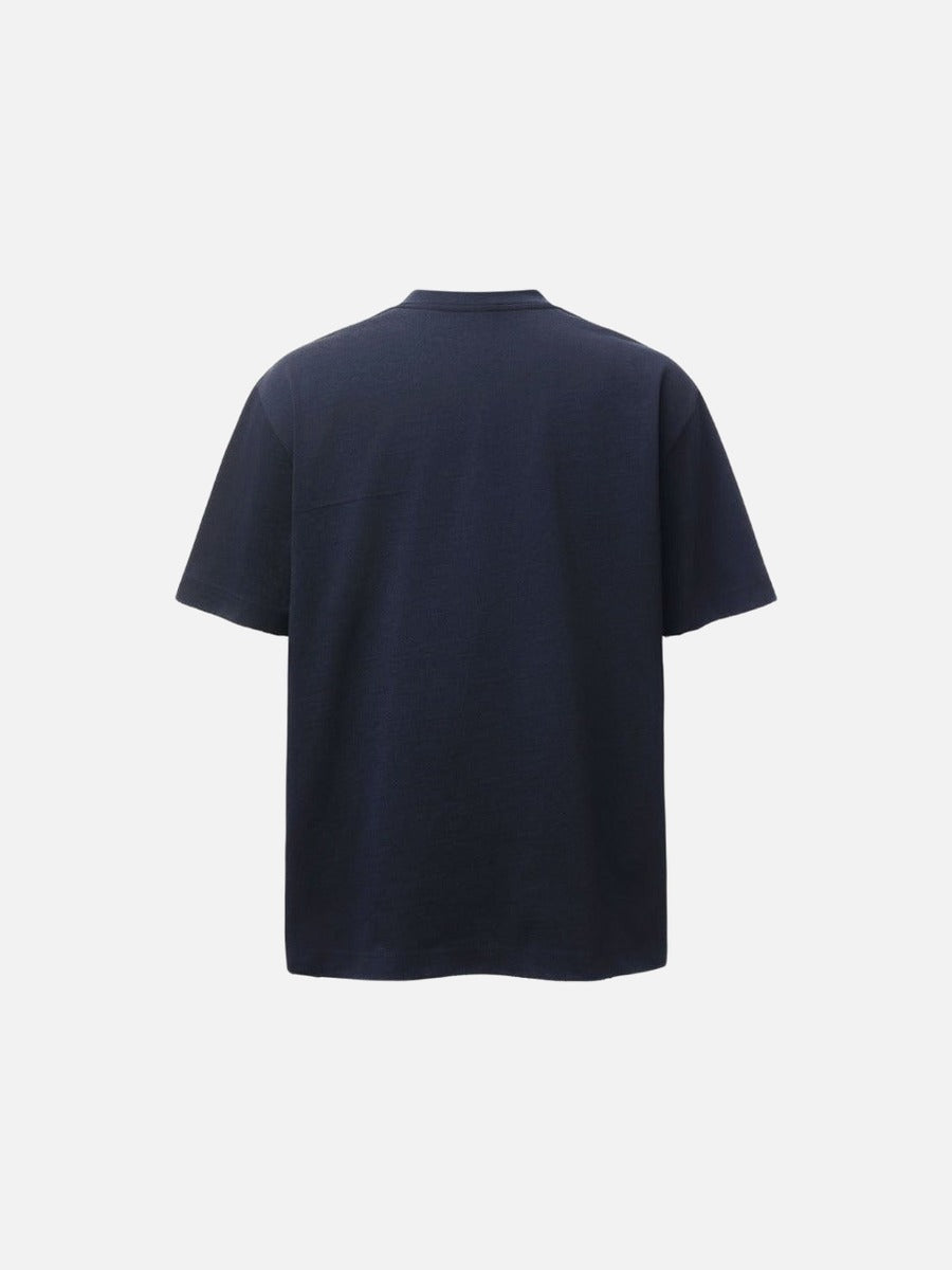 Camiseta con cuello de pico y gráficos vintage