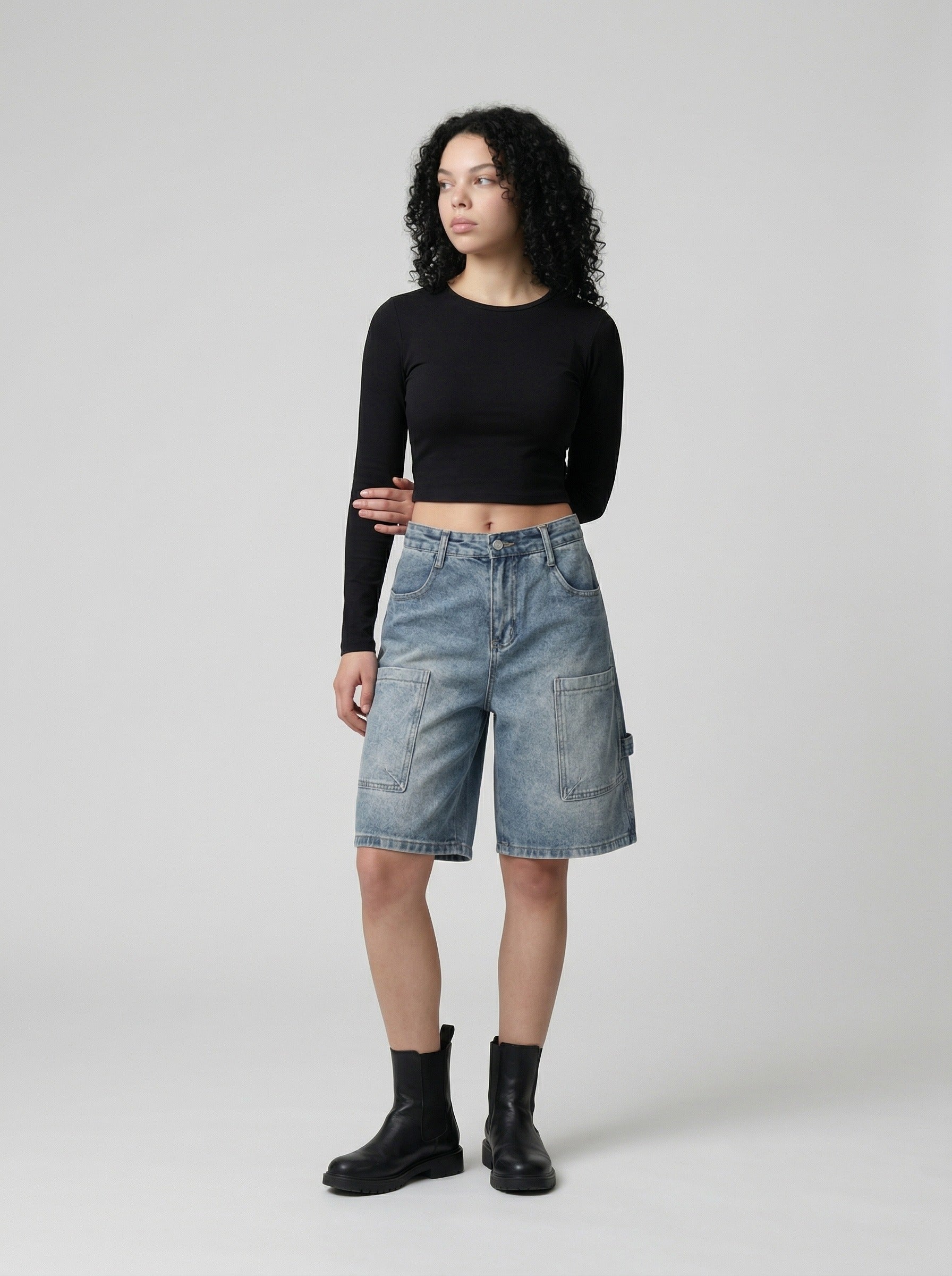 Vintage Vibe Multi-Pocket Denim Shorts