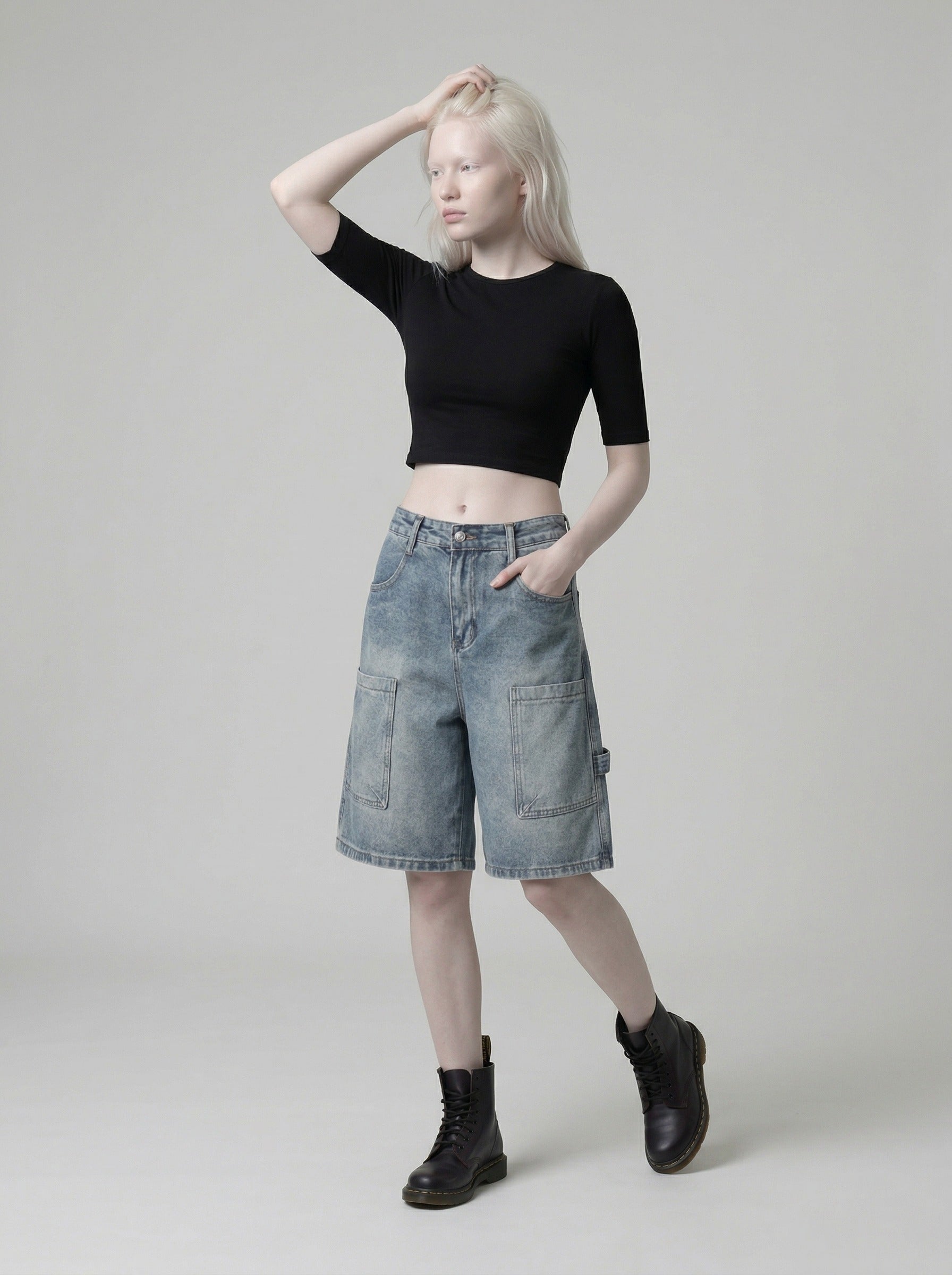 Vintage Vibe Multi-Pocket Denim Shorts